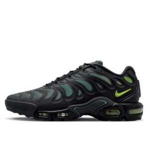 NIKE AIR MAX PLUS DRIFT - Great Condition